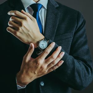 山梨で時計を取り扱うお店ではバンドの調整のご依頼にも対応可能です