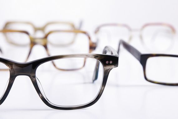 眼鏡のショーケース